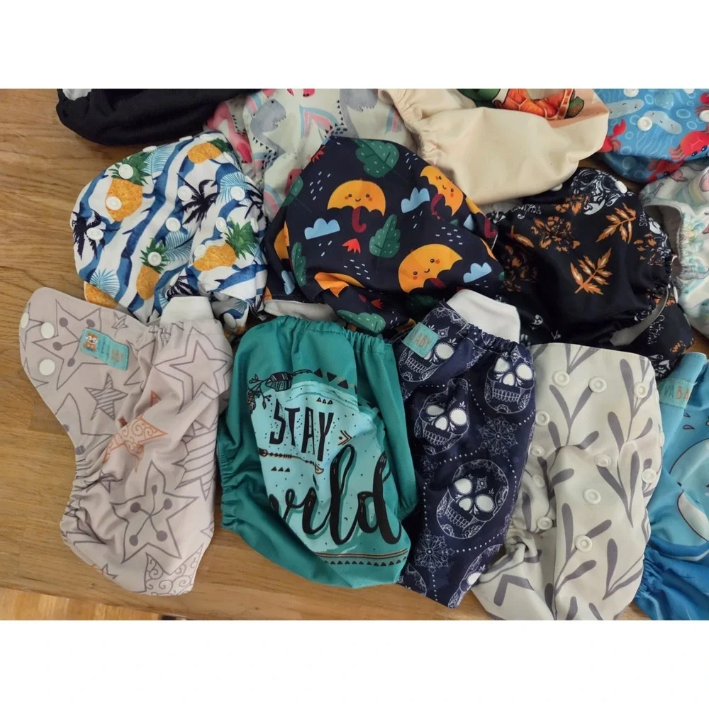 Lot of 24 Assorted AlvaBaby with 48 Absorbing Microfiber Liners